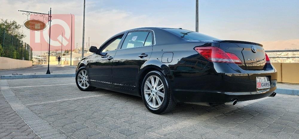 تۆیۆتا ئەڤەلۆن